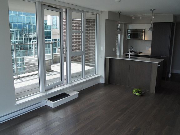 5th image of 538 W 7th Ave #1003