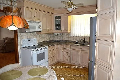 62 Brant Ct — Photo 23