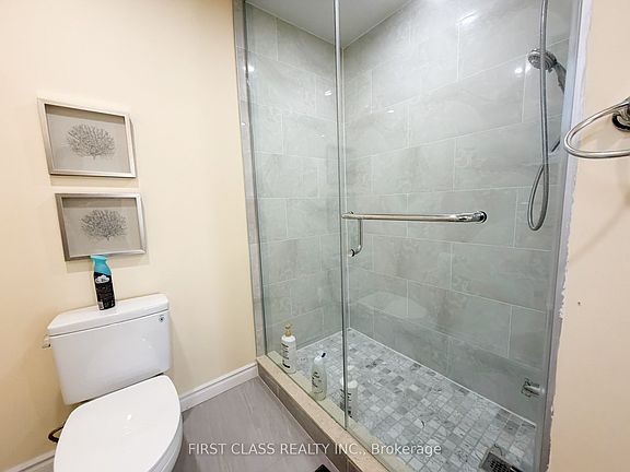 3rd image of 37 Laird Dr