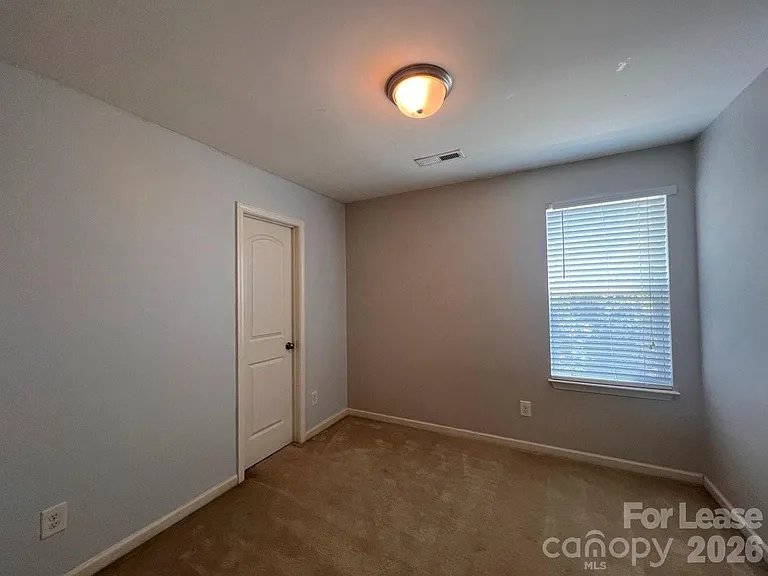 9505 Drains Bay Ct — Photo 8