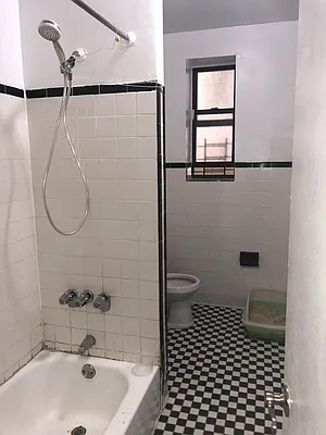 Rented by Smart NY Realty LLC | media 2