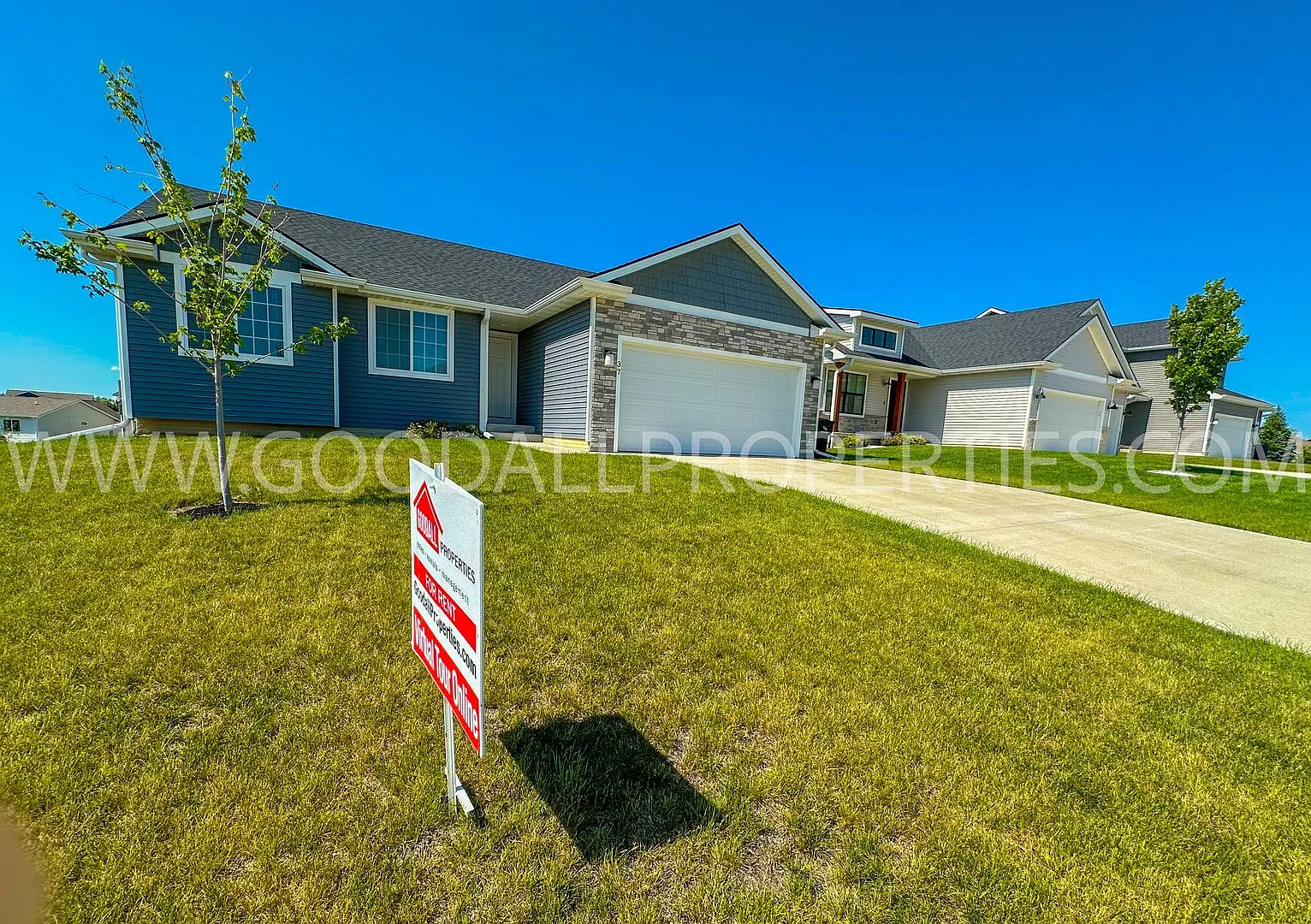 Ranch Style 3 Bedroom 2 Bath home in Waukee with a Walk out basement!! — Photo 1