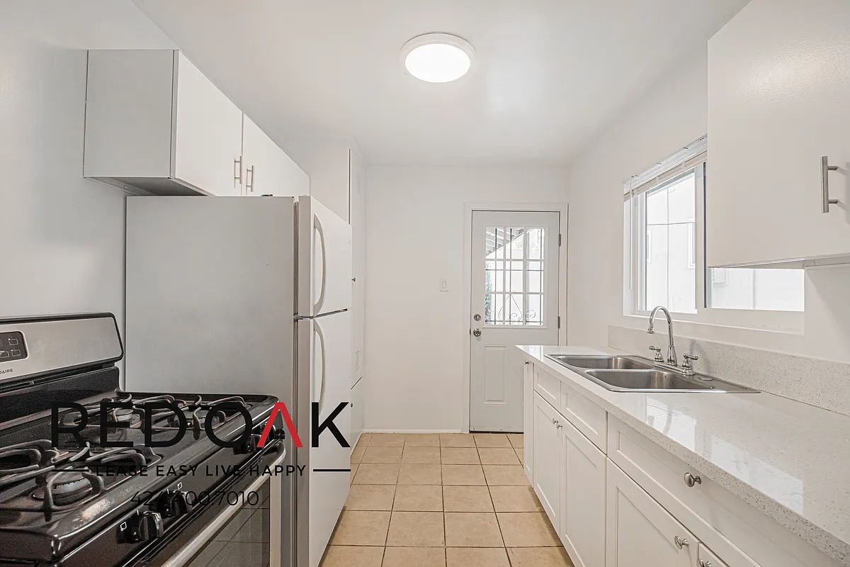 Building Photo - 238 Fair Oaks Ave #I