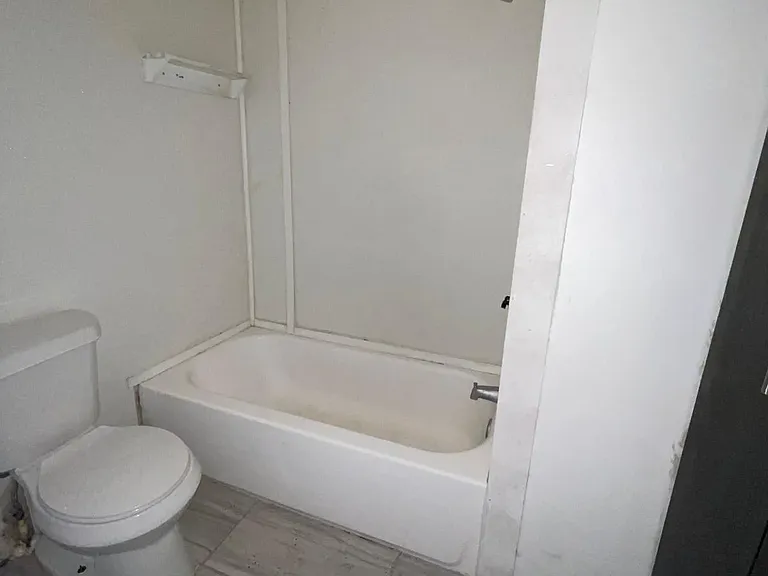 6146 Mangrove Dr — Photo 11
