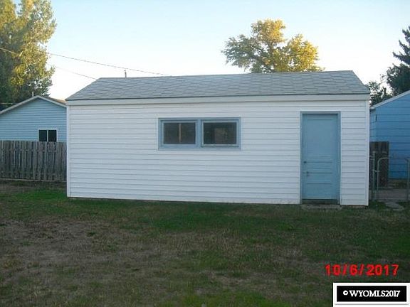 3rd image of 817 S 12th St