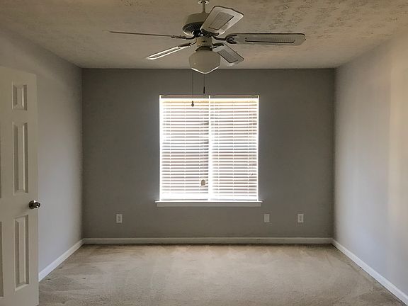 5th image of 5544 Clover Rise Ln