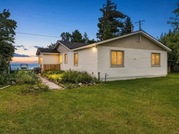 3770 N Lakeshore Rd, Deckerville, MI 48427