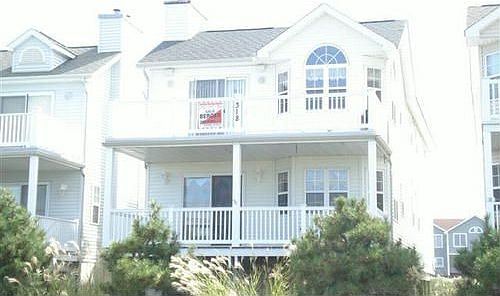 1st image of 318 Roosevelt Blvd