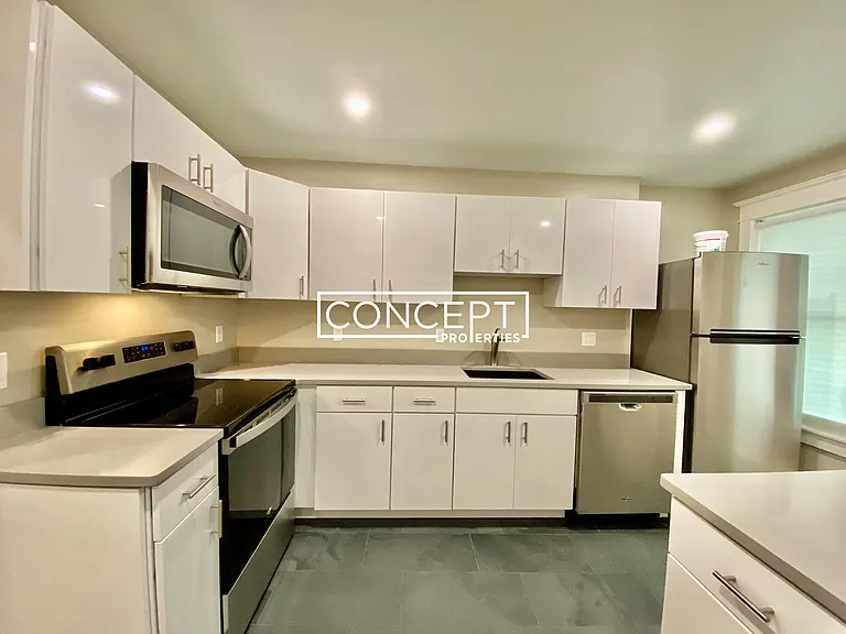 33 Portsmouth St #1 — Photo 6