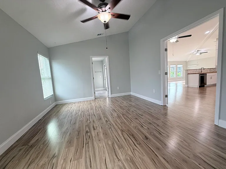 3786 Sierra Dr — Photo 46