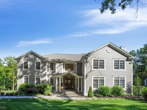 51 Mountain Ave, Chatham, NJ 07928