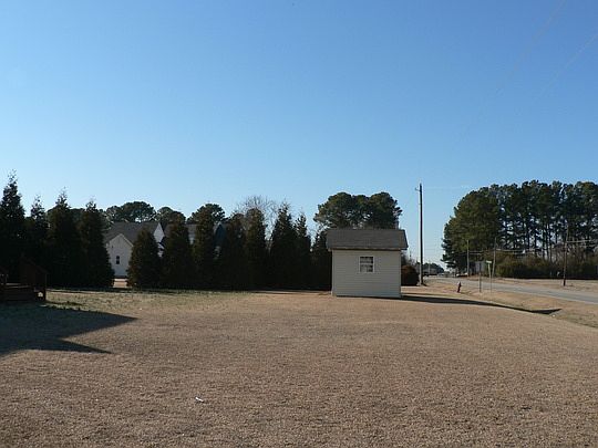 3rd image of 730 Bayberry Ct