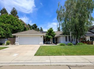 230 Meyenberg Ave, Ripon, CA 95366