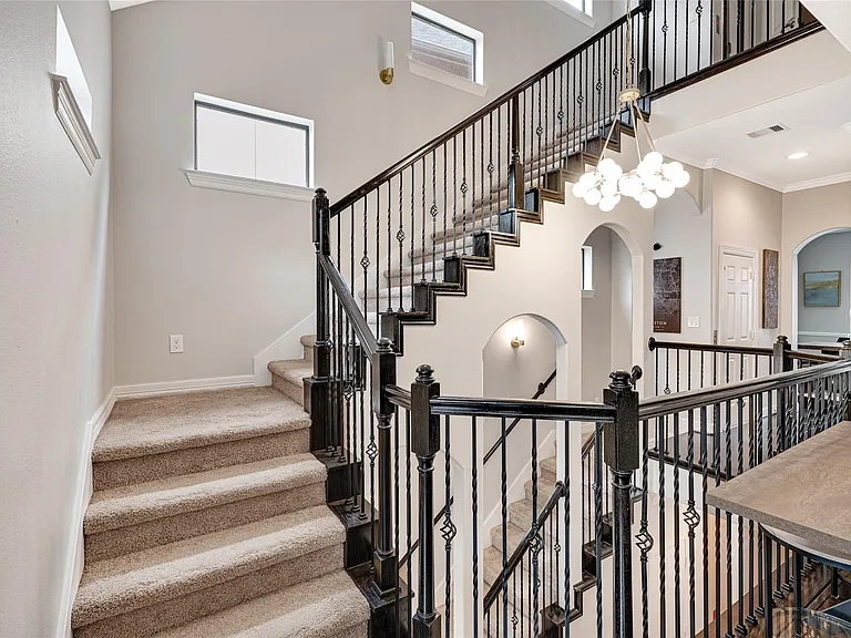 2815 Kings Retreat Cir — Photo 10