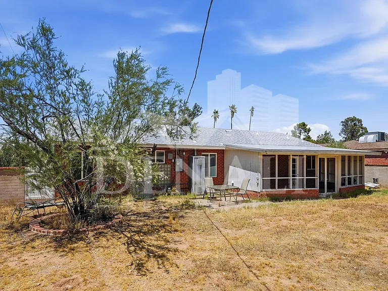 4026 E Alhambra Pl — Photo 27