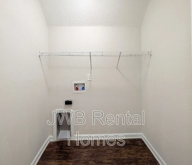 7706 Dandy Ave — Photo 12