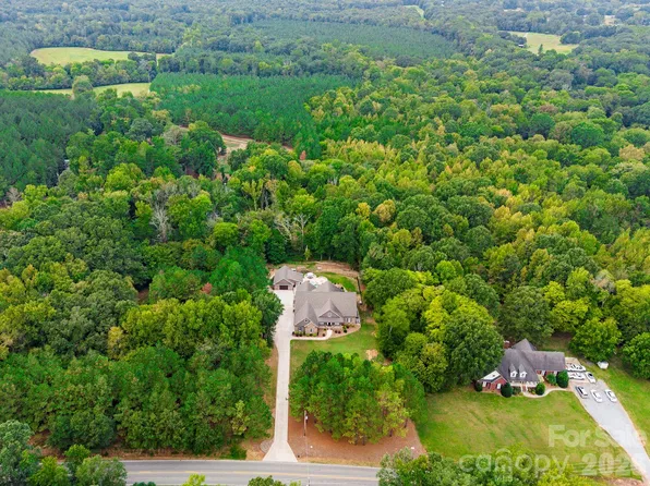 5923 Rocky River Rd N, Indian Trail, NC 28079