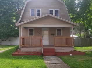203 Pearl St, Charlotte, MI 48813