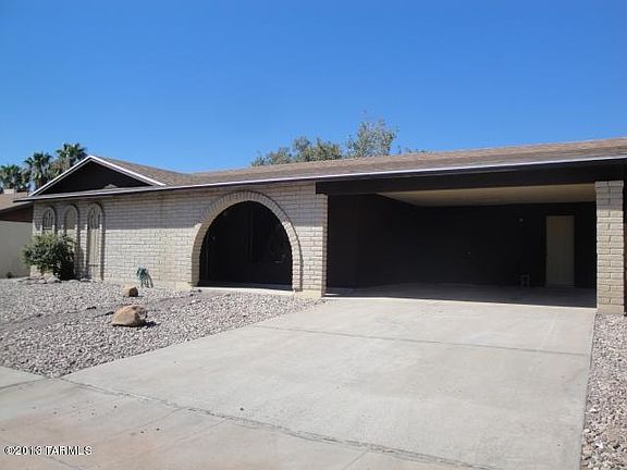 2nd image of 8047 N Suwannee Dr
