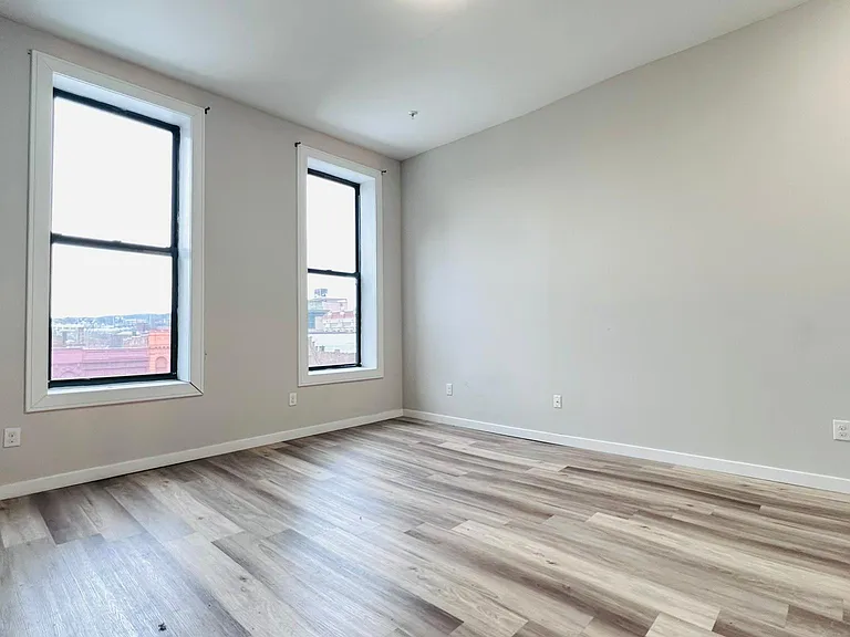 114 Ellison St #2-D — Photo 4