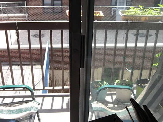 Rented by 18 REALTY | media 26