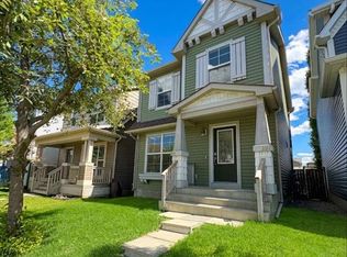 150 NW Auburn Bay Hts SE, Calgary, AB T3M0A7