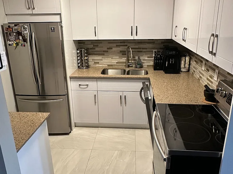 1 Jacksway Cres #213 — Photo 2