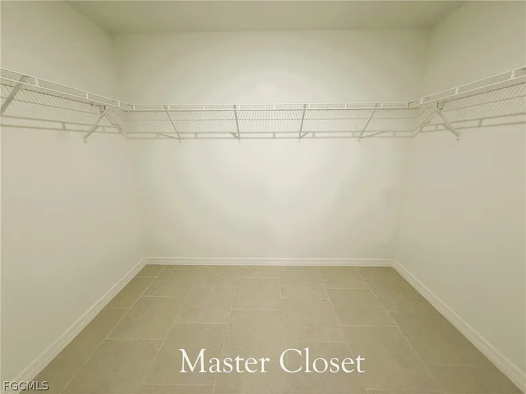 335 Parish Dr — Photo 10
