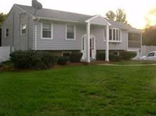 11 Starr Ln, Attleboro, MA 02703