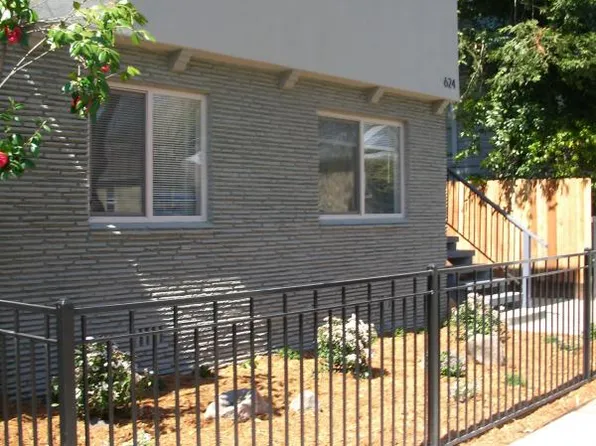 624 23rd St APT 1, Sacramento, CA 95816