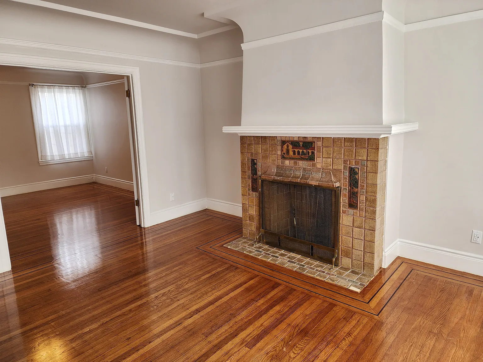 3 bed, 1550 sqft, $4,800 — Photo 1