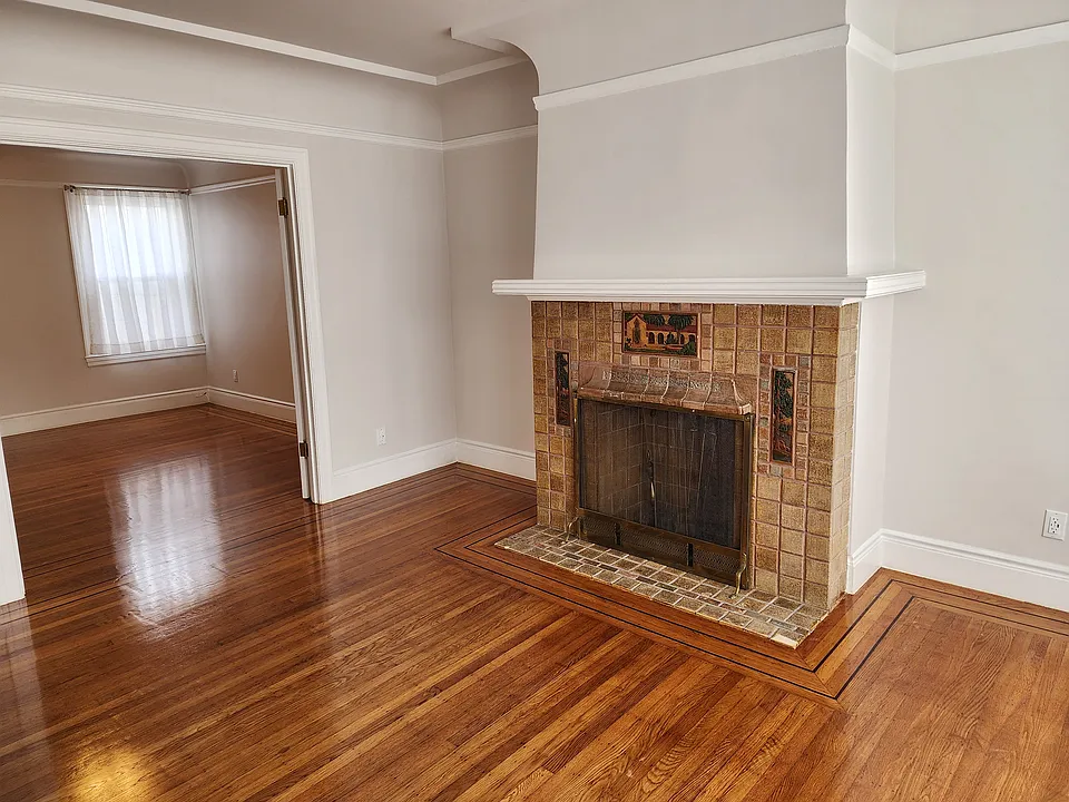 342 Hale St