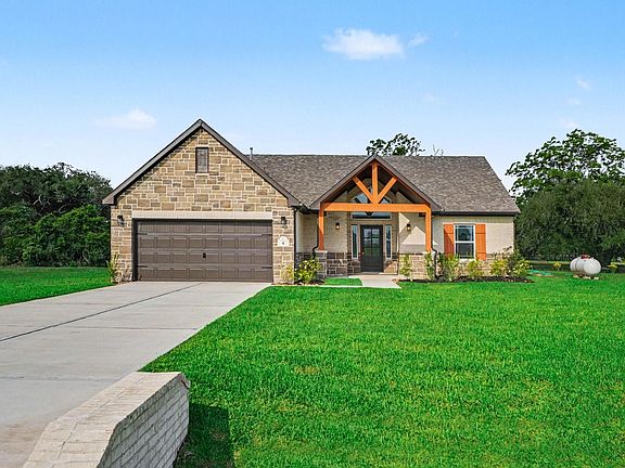 2nd image of 6 Cattle Dr