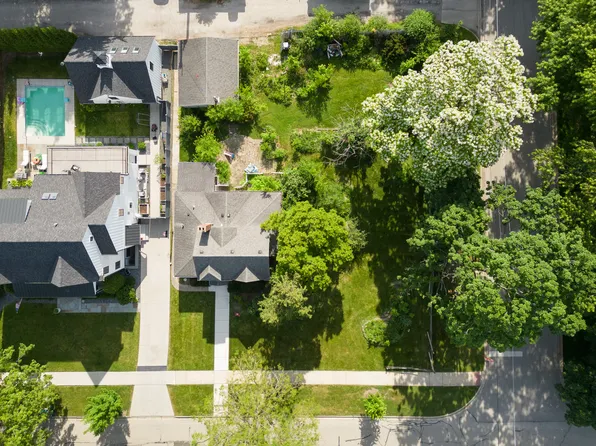 41 S Stough St, Hinsdale, IL 60521