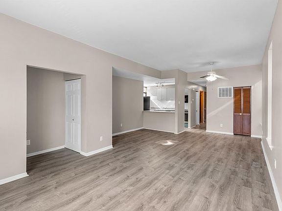 4th image of 3835 Folsom Ave #B