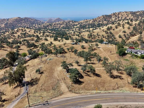 1 Apn Rd #185-350-49S, Squaw Valley, CA 93675