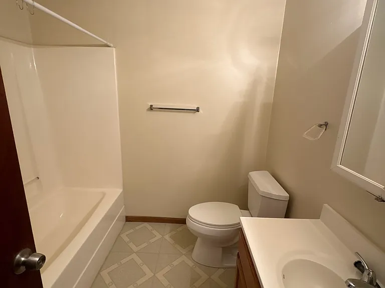 3114 Belmont St #B — Photo 3