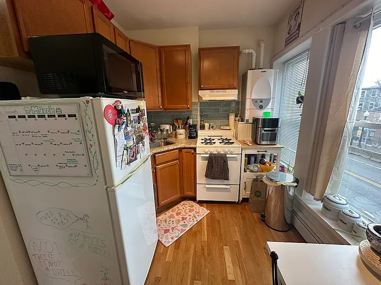 1056 Cambridge St #2 — Photo 4