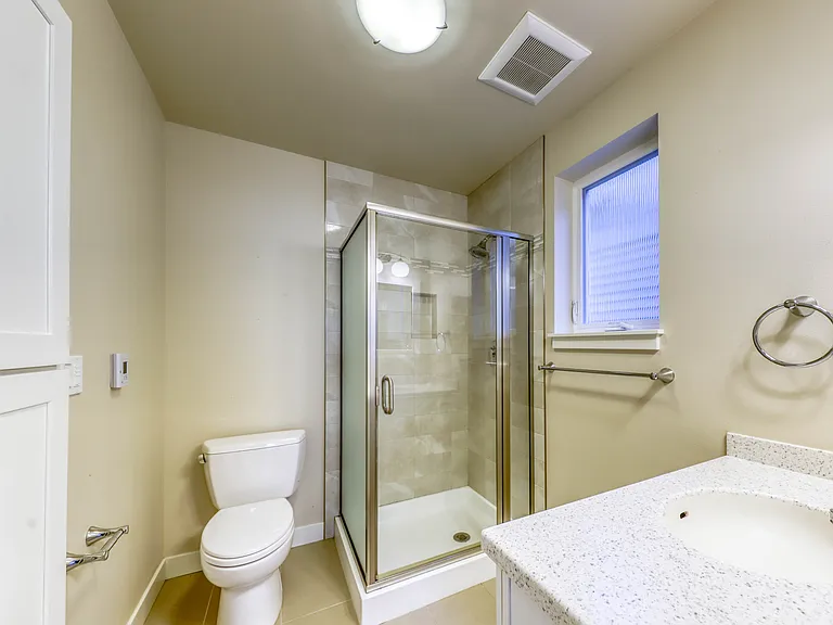 690 Wintersweet Rd NE — Photo 20