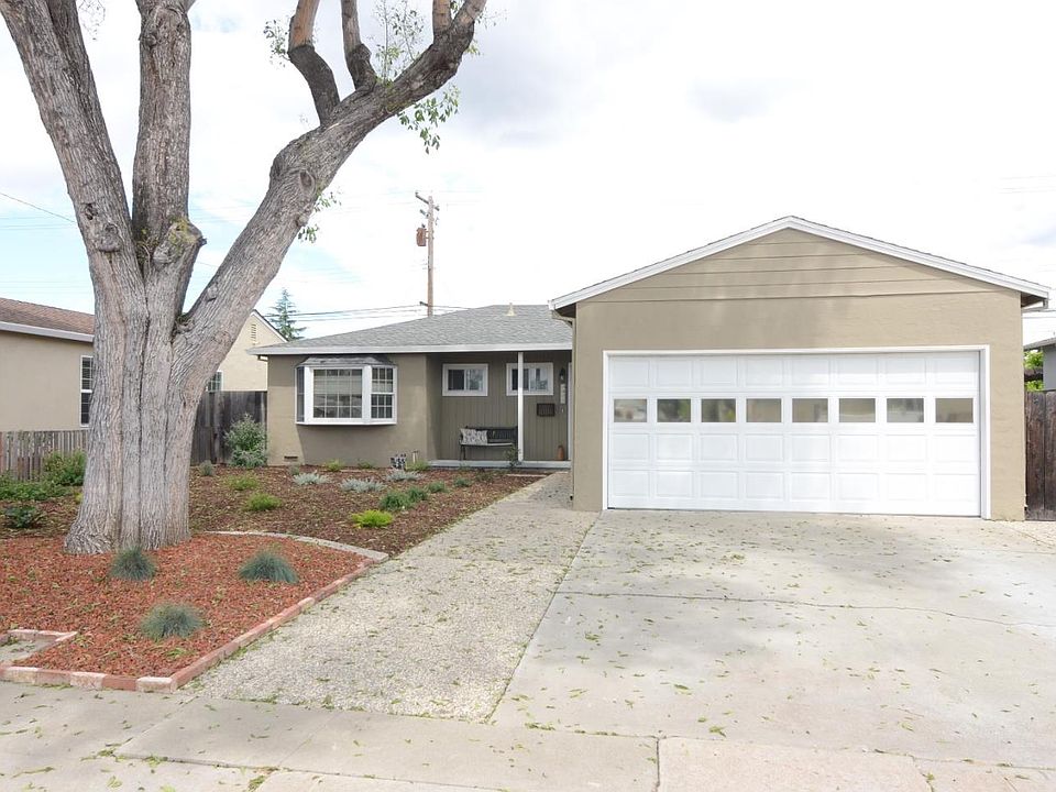 1st image of 3471 Santa Barbara Ave