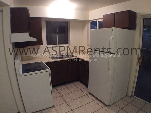 3rd image of 1211 W Iola Ave APT 7
