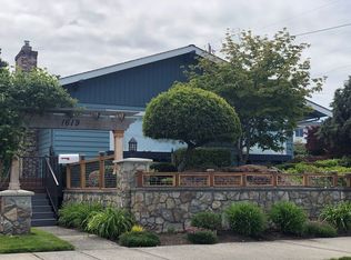 1619 6th St, Anacortes, WA 98221