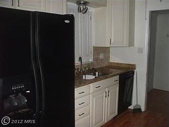 2nd image of 15220 Michigan Rd