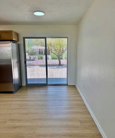 13812 N 103rd Way — Photo 4