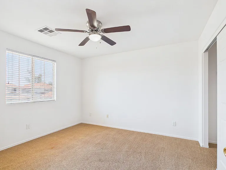 1661 W Harding Ave — Photo 24