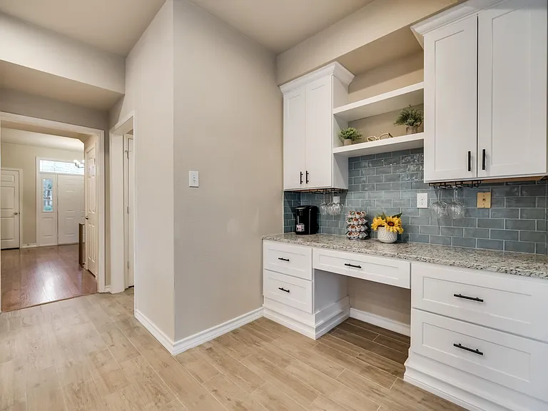 600 Post Oak Dr — Photo 23