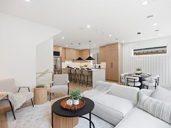 5th image of 9312 Ebor Rd