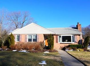 149 Bergen Ct, Ridgewood, NJ 07450