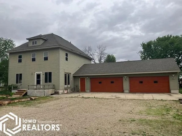 303 Cherry St, Rockwell, IA 50469