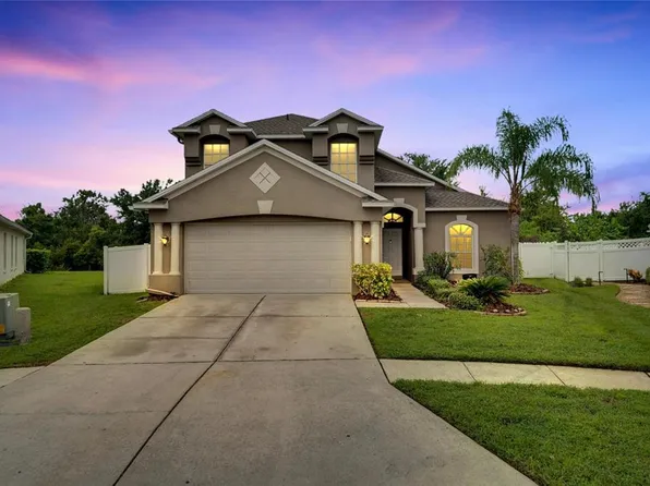 4102 Medbury Dr, Zephyrhills, FL 33543